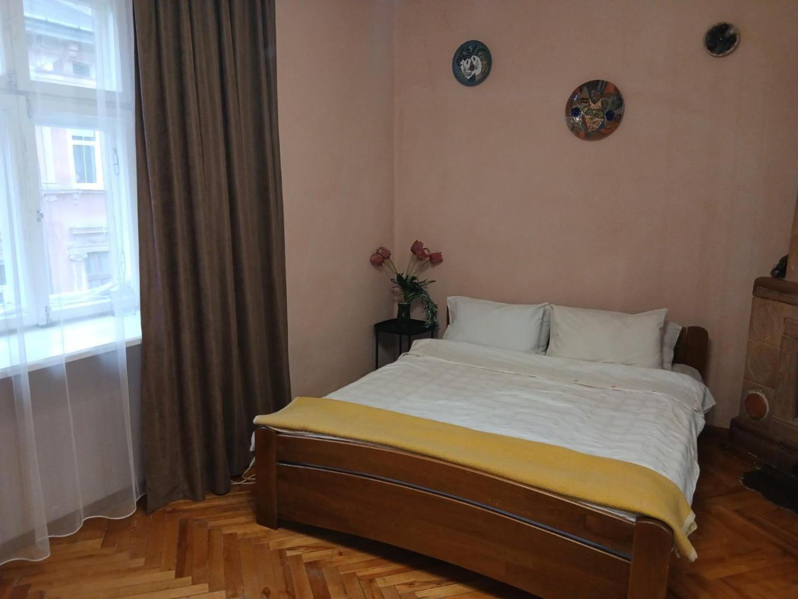 Бюджетная Квартира На Леси Украинки Lviv Ngoại thất bức ảnh
